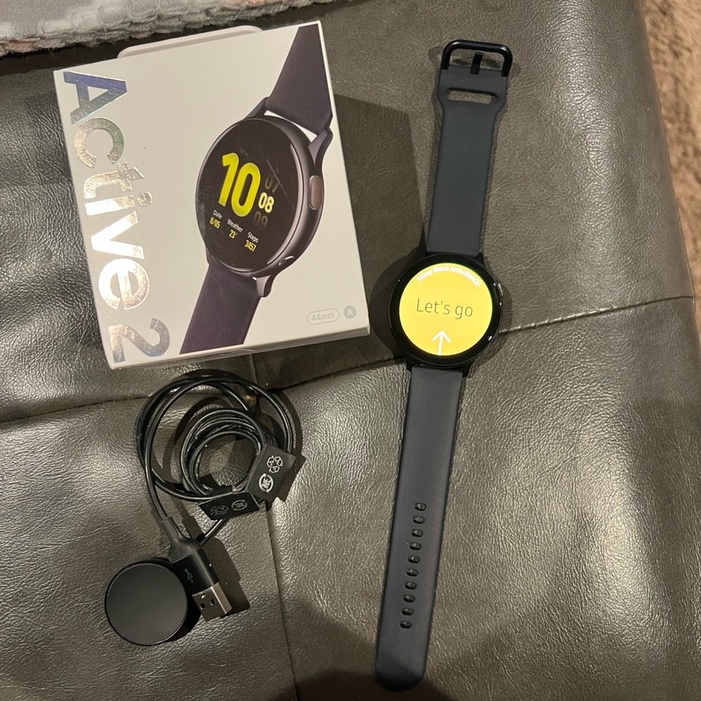 Like New Samsung Galaxy Active Watch 2